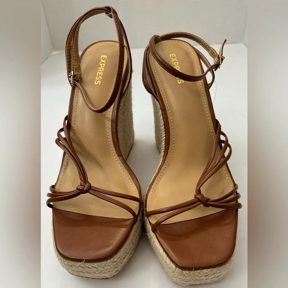 Express Women Brown Tan Wedge Platform Strappy Sandals Size 8 Casual Weekend